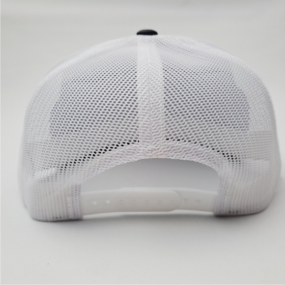 Red Man Woven Patch Flat Bill Trucker Mesh Snapback Cap Gray White - Picture 4 of 4